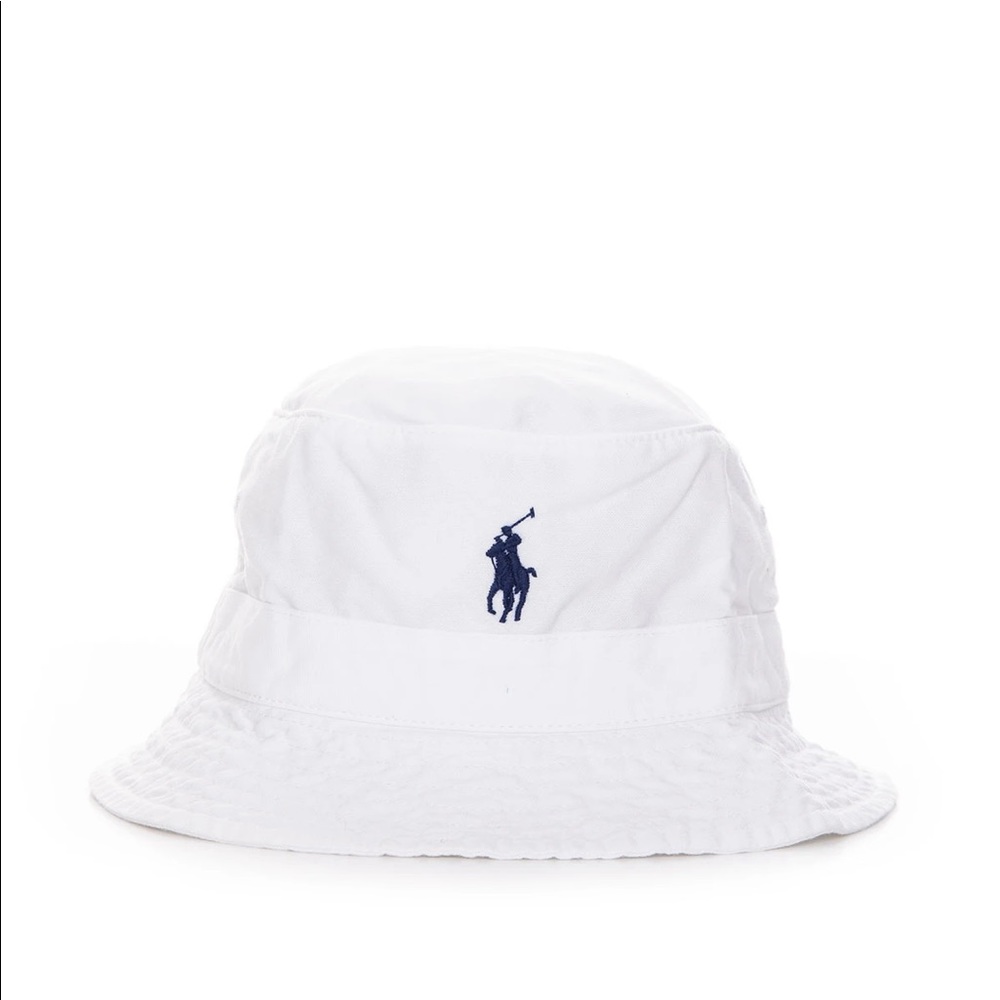 White Ralph Lauren bucket hat